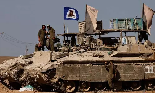 Tel Aviv ने नए हमले से पहले लगभग 60,000 रिजर्व सैनिकों को बुलाया Tel Aviv ने नए हमले से पहले लगभग 60,000 रिजर्व सैनिकों को बुलाया