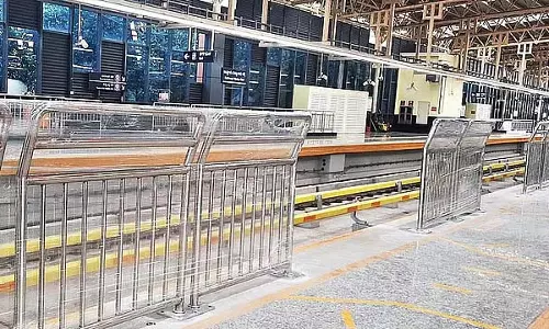 Bengaluru : यात्रियों की सुरक्षा के लिए आरवी रोड इंटरचेंज स्टेशन पर स्टील बैरिकेड लगाए जाएंगे