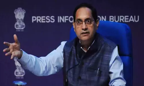 SEBI  इक्विटी डेरिवेटिव अनुबंधों का विस्तार करने पर विचार कर रहा है: तुहिन कांता पांडे
