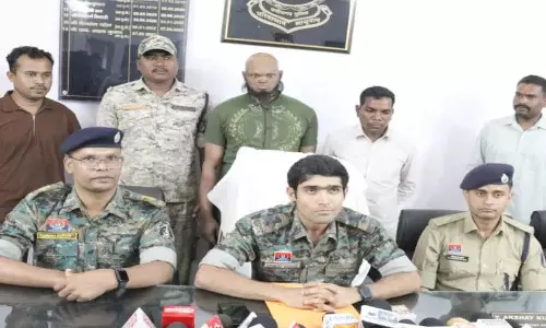 वकील की हत्या करने की साजिश रच रहे थे, 2 अरेस्ट