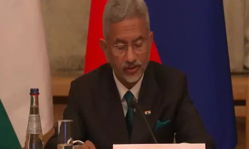 Trump के टैरिफ के बीच, जयशंकर ने रूसी कंपनियों को भारत के साथ गहन सहयोग के लिए किया प्रोत्साहित Trump के टैरिफ के बीच, जयशंकर ने रूसी कंपनियों को भारत के साथ गहन सहयोग के लिए किया प्रोत्साहित