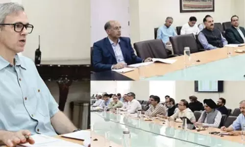 CM Omar  ने धीमी निविदा प्रक्रिया पर जताई चिंता, समय पर परियोजना क्रियान्वयन का आह्वान