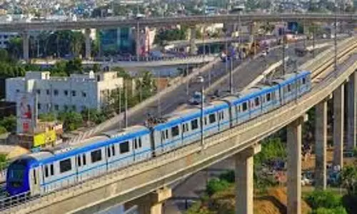 सीएमआरएल ने महत्वपूर्ण कॉरिडोर पर सुरक्षा परीक्षण किया सीएमआरएल ने महत्वपूर्ण कॉरिडोर पर सुरक्षा परीक्षण किया