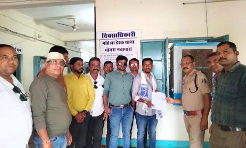 रायपुर में पत्रकार को ठेकेदार से मिली धमकी, थाने में शिकायत दर्ज रायपुर में पत्रकार को ठेकेदार से मिली धमकी, थाने में शिकायत दर्ज