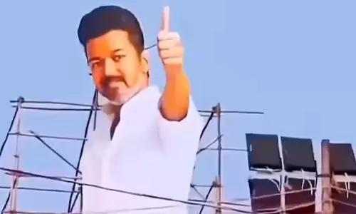 Madurai में विजय के टीवीके मनाडु में भारी भीड़ उमड़ी