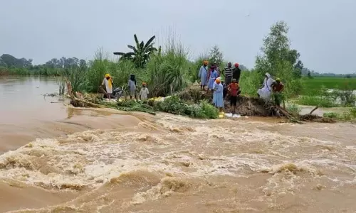 Himachal के बांधों से पानी छोड़े जाने से पंजाब में अलर्ट, गांवों में पानी घुसने की आशंका