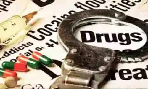 Maharashtra: पहली बार ड्रग तस्कर पर मकोका के तहत मामला दर्ज Maharashtra: पहली बार ड्रग तस्कर पर मकोका के तहत मामला दर्ज