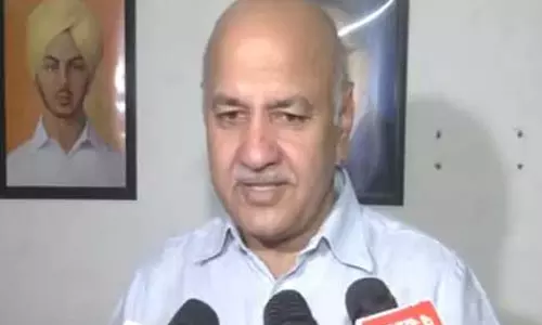 भ्रष्ट मंत्रियों को हटाने वाले संविधान संशोधन विधेयक पर Manish Sisodia का आपत्ति जताई