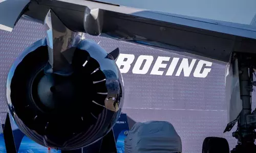 Boeing चीन को 500 विमान बेचने के लिए बातचीत कर रही