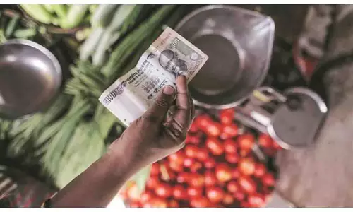 कृषि श्रमिकों के लिए खुदरा मुद्रास्फीति घटकर 0.77% पर कृषि श्रमिकों के लिए खुदरा मुद्रास्फीति घटकर 0.77% पर