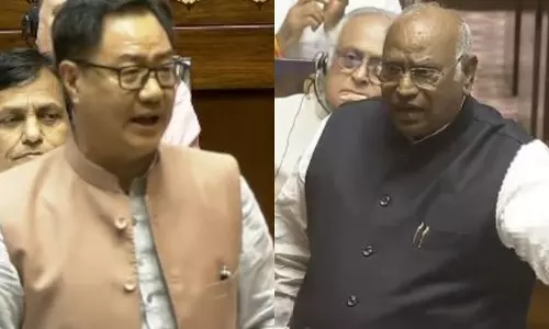 Kiren Rijiju, मल्लिकार्जुन खड़गे के बीच राज्यसभा में थोड़ी नोकझोंक हुई Kiren Rijiju, मल्लिकार्जुन खड़गे के बीच राज्यसभा में थोड़ी नोकझोंक हुई