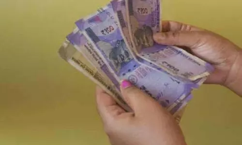 सरकारी कर्मचारियों के लिए त्योहारी तोहफा! महंगाई भत्ते में 2% की बढ़ोतरी सरकारी कर्मचारियों के लिए त्योहारी तोहफा! महंगाई भत्ते में 2% की बढ़ोतरी
