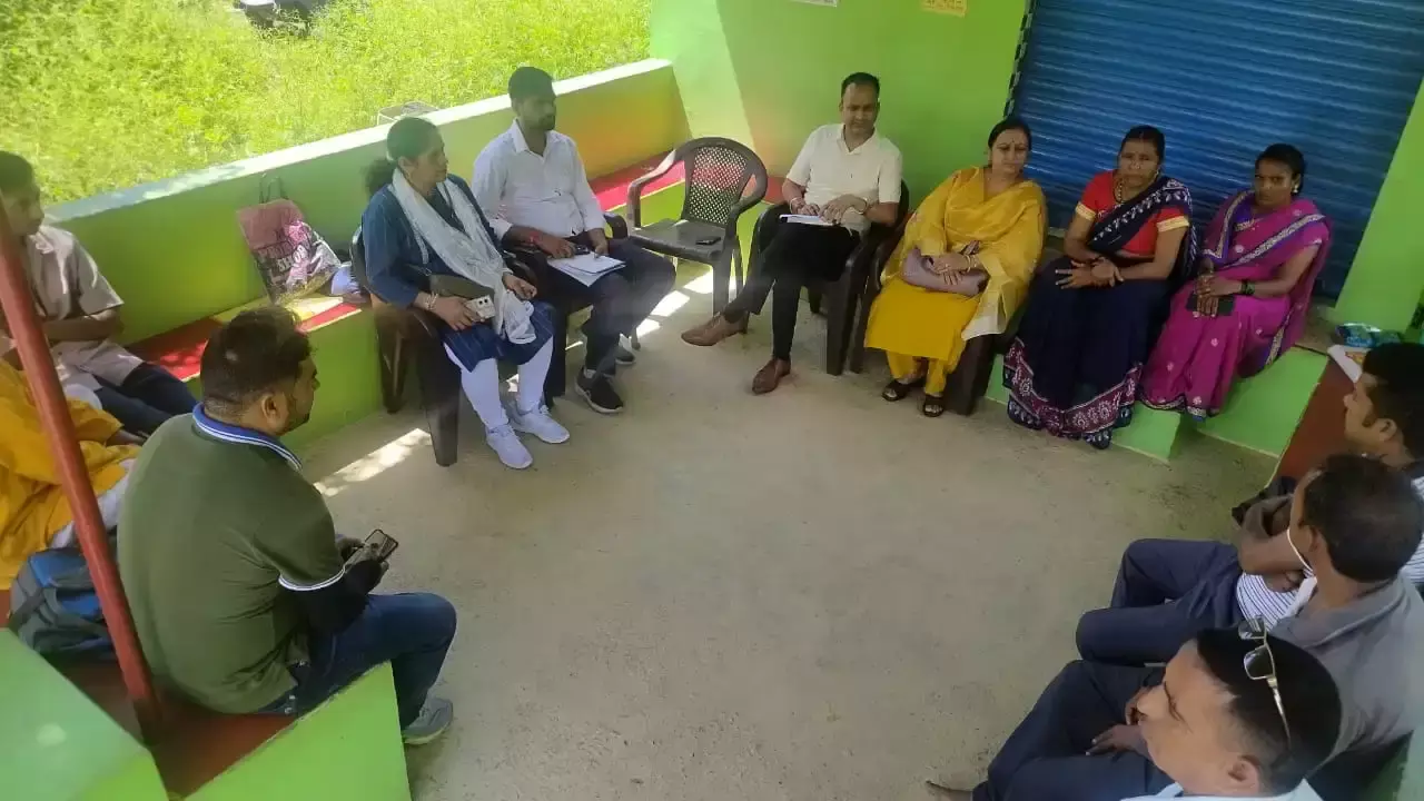 Pauri Garhwal: ग्राम कुंड में आयोजित कार्यक्रम में ग्रामीणों की आवाज़ सुनी गई