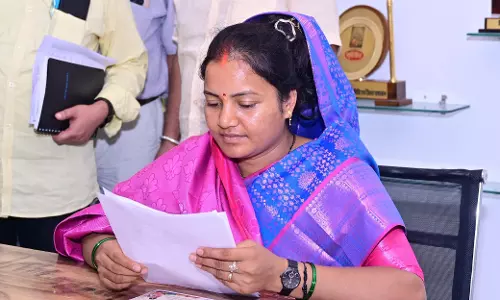 महिला बाल विकास मंत्री लक्ष्मी रजवाड़े ने बीरपुर में जनदर्शन में सुनीं जनता की समस्याएं महिला बाल विकास मंत्री लक्ष्मी रजवाड़े ने बीरपुर में जनदर्शन में सुनीं जनता की समस्याएं