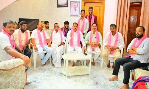 विधायक बीरला पहले से स्वीकृत कार्यों को शुरू करके अपना समय बर्बाद कर रहे