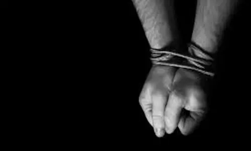 Belarusian police के साथ संयुक्त अभियान में मानव तस्करी के आरोप में तीन लोगों की गिरफ्तारी