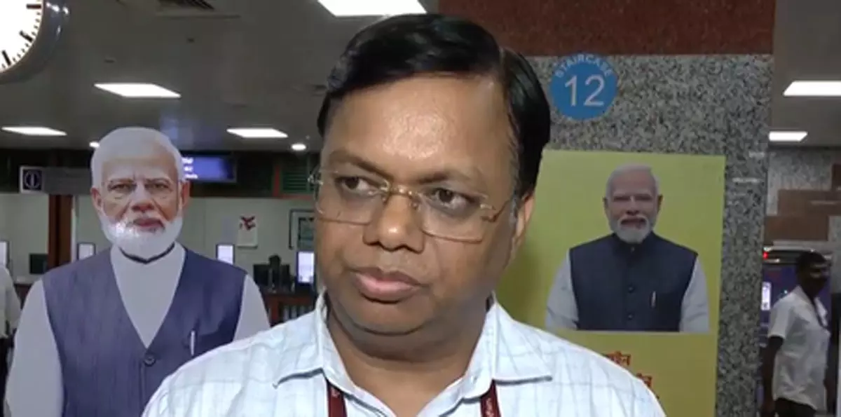 कोलकाता में नई मेट्रो लाइनों के शुरू होने से पूरे शहर को होगा लाभ : दिलीप कुमार कोलकाता में नई मेट्रो लाइनों के शुरू होने से पूरे शहर को होगा लाभ : दिलीप कुमार