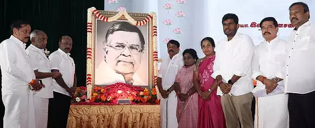Tamil Nadu: सभी दलों के नेताओं ने दिवंगत एल. गणेशन को श्रद्धांजलि दी Tamil Nadu: सभी दलों के नेताओं ने दिवंगत एल. गणेशन को श्रद्धांजलि दी