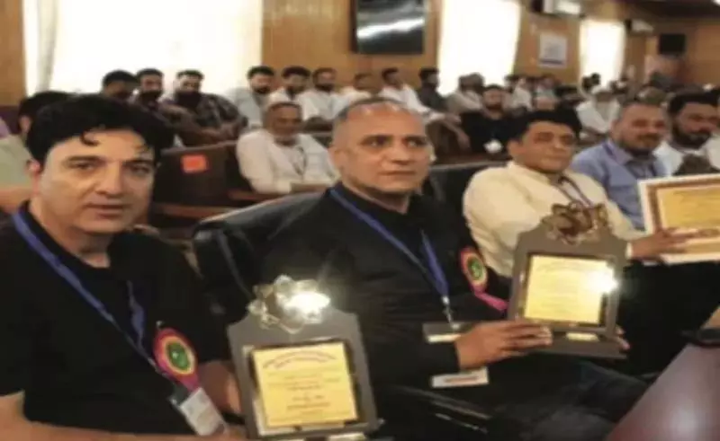 बारामूला में ड्रग कंट्रोल विभाग की मदद से नशा विरोधी जागरूकता कार्यक्रम आयोजित बारामूला में ड्रग कंट्रोल विभाग की मदद से नशा विरोधी जागरूकता कार्यक्रम आयोजित