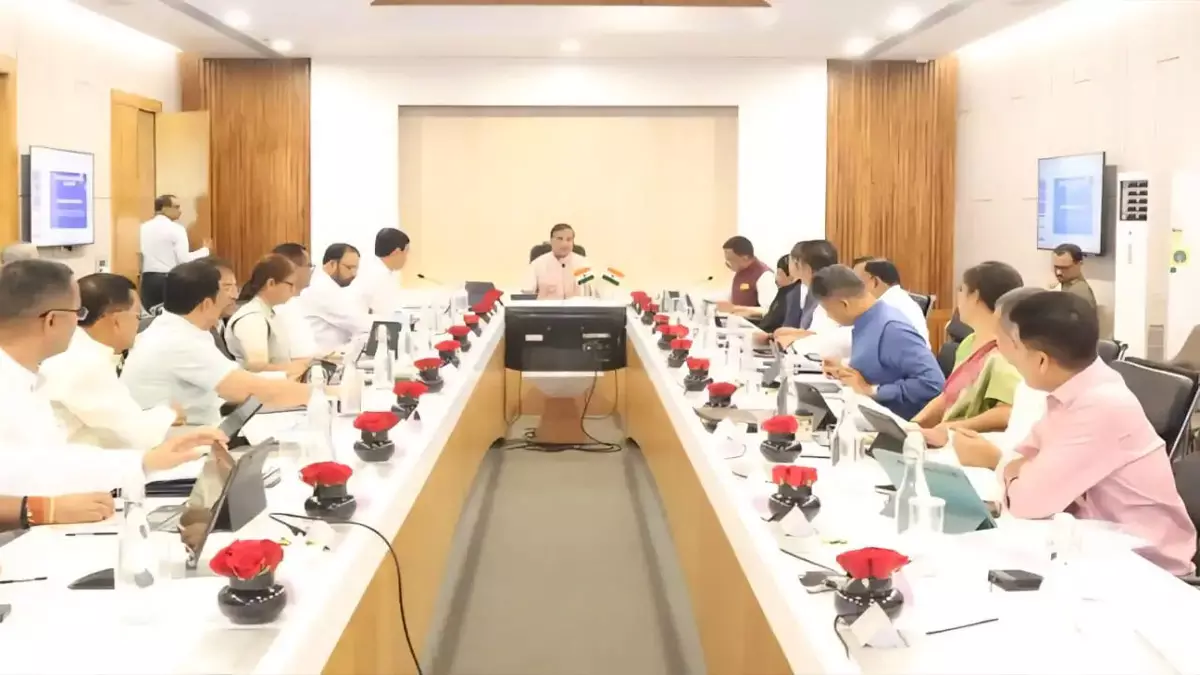 Assam: सरकार ने वयस्कों के नए आधार के लिए दी सीमित अनुमति Assam: सरकार ने वयस्कों के नए आधार के लिए दी सीमित अनुमति