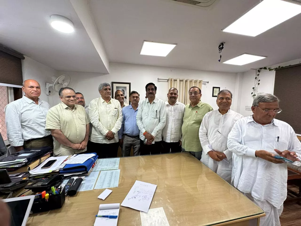 Jaipur: उपमुख्यमंत्री दिया कुमारी के प्रयास से पीडब्ल्यूडी हड़ताल समाप्त Jaipur: उपमुख्यमंत्री दिया कुमारी के प्रयास से पीडब्ल्यूडी हड़ताल समाप्त