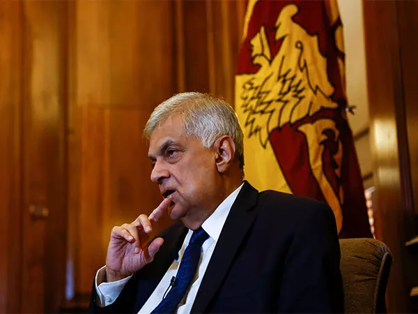 Sri Lankan के पूर्व राष्ट्रपति रानिल विक्रमसिंघे को सरकारी धन के दुरुपयोग के आरोप में गिरफ्तार किया गया Sri Lankan के पूर्व राष्ट्रपति रानिल विक्रमसिंघे को सरकारी धन के दुरुपयोग के आरोप में गिरफ्तार किया गया