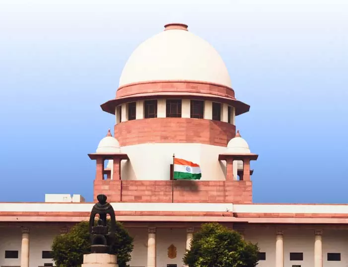 तलाक के लिए सुप्रीम कोर्ट पहुंचे पति-पत्नी, अदालत ने की अहम टिप्पणी तलाक के लिए सुप्रीम कोर्ट पहुंचे पति-पत्नी, अदालत ने की अहम टिप्पणी