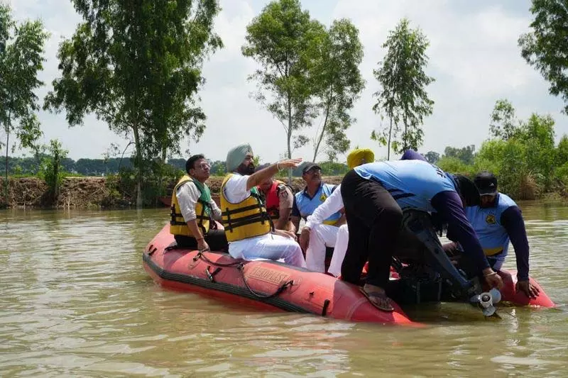 सरकार ने Kapurthala के बाढ़ प्रभावित इलाकों में विशेष गिरदावरी के आदेश दिए सरकार ने Kapurthala के बाढ़ प्रभावित इलाकों में विशेष गिरदावरी के आदेश दिए