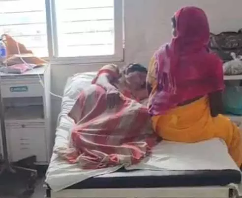 डायरिया से महिला की मौत, 4 ग्रामीणों की हालत नाजुक डायरिया से महिला की मौत, 4 ग्रामीणों की हालत नाजुक