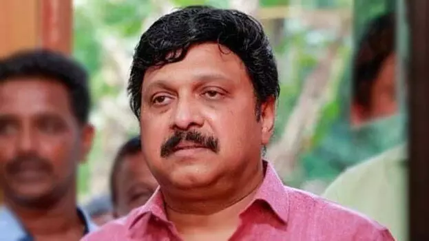 केरल परिवहन मंत्री, KSRTC ने एआई समर्थित संचालन के साथ 143 नई बसें शामिल कीं केरल परिवहन मंत्री, KSRTC ने एआई समर्थित संचालन के साथ 143 नई बसें शामिल कीं