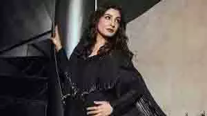 Raveena Tandon: ब्लैक में एक विज़न, आपका दिल धड़का देगा Raveena Tandon: ब्लैक में एक विज़न, आपका दिल धड़का देगा