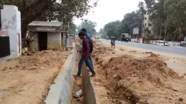 Bareilly: सड़क व नाली निर्माण पर 3.50 करोड़ का प्रावधान Bareilly: सड़क व नाली निर्माण पर 3.50 करोड़ का प्रावधान