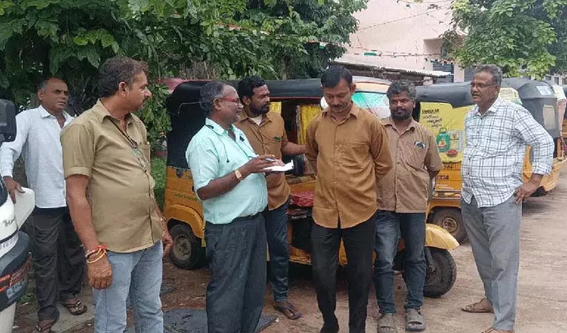 श्रम कार्यालय व कलेक्ट्रेट पर धरना सफल बनाया जाए: CITU श्रम कार्यालय व कलेक्ट्रेट पर धरना सफल बनाया जाए: CITU