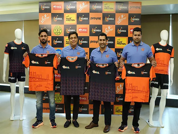U Mumba ने खिताबी जर्सी के साथ नया फिटनेस अभियान शुरू किया U Mumba ने खिताबी जर्सी के साथ नया फिटनेस अभियान शुरू किया