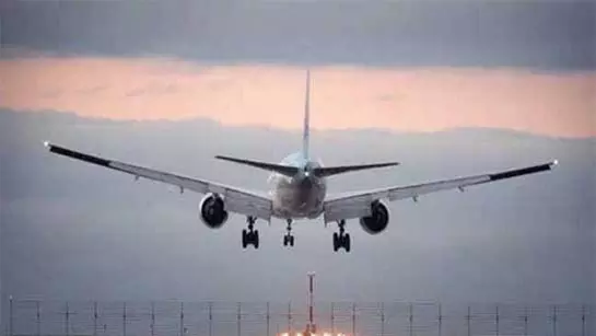 एयरपोर्ट पर सुरक्षा चूक: हत्या के आरोपी अब्दुल समद ने FIA हिरासत से भागकर बढ़ाई सुरक्षा चिंताएं एयरपोर्ट पर सुरक्षा चूक: हत्या के आरोपी अब्दुल समद ने FIA हिरासत से भागकर बढ़ाई सुरक्षा चिंताएं