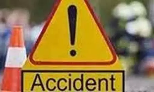 Jammu-Kashmir: तेज रफ्तार कार की चपेट में आने से बच्ची  की मौत