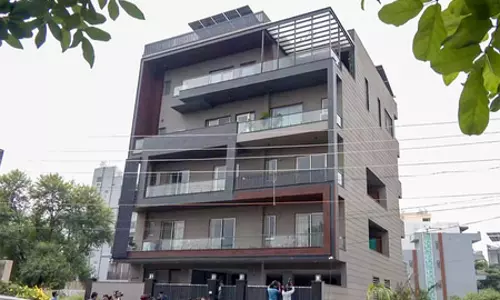 एल्विश यादव के घर पर फायरिंग करने वाला शूटर फरीदाबाद से गिरफ्तार एल्विश यादव के घर पर फायरिंग करने वाला शूटर फरीदाबाद से गिरफ्तार