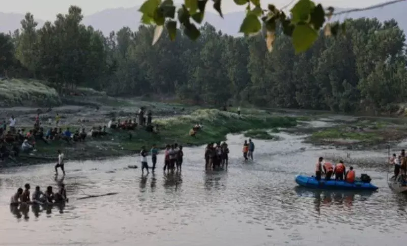 Assam: तिनसुकिया में मनसा देवी प्रतिमा विसर्जन के दौरान ब्रह्मपुत्र नदी में दो युवक डूबे Assam: तिनसुकिया में मनसा देवी प्रतिमा विसर्जन के दौरान ब्रह्मपुत्र नदी में दो युवक डूबे