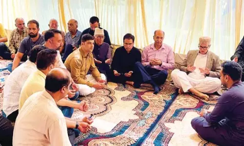 सीएम उमर ने ज़ारू परिवार के प्रति संवेदना व्यक्त की