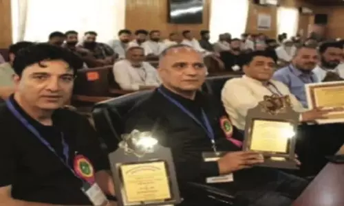 बारामूला में ड्रग कंट्रोल विभाग की मदद से नशा विरोधी जागरूकता कार्यक्रम आयोजित बारामूला में ड्रग कंट्रोल विभाग की मदद से नशा विरोधी जागरूकता कार्यक्रम आयोजित