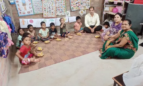 अधिकारियों-कर्मचारियों ने बच्चों संग मनाया अपना जन्मदिन