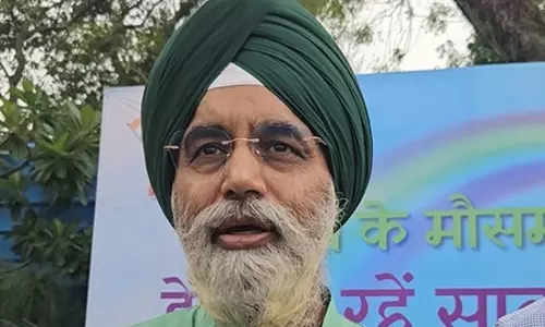 मच्छरों से छुटकारे के लिए दिल्ली एमसीडी और रेलवे का संयुक्त अभियान, पटरियों पर किया जा रहा छिड़काव: मेयर राजा इकबाल सिंह