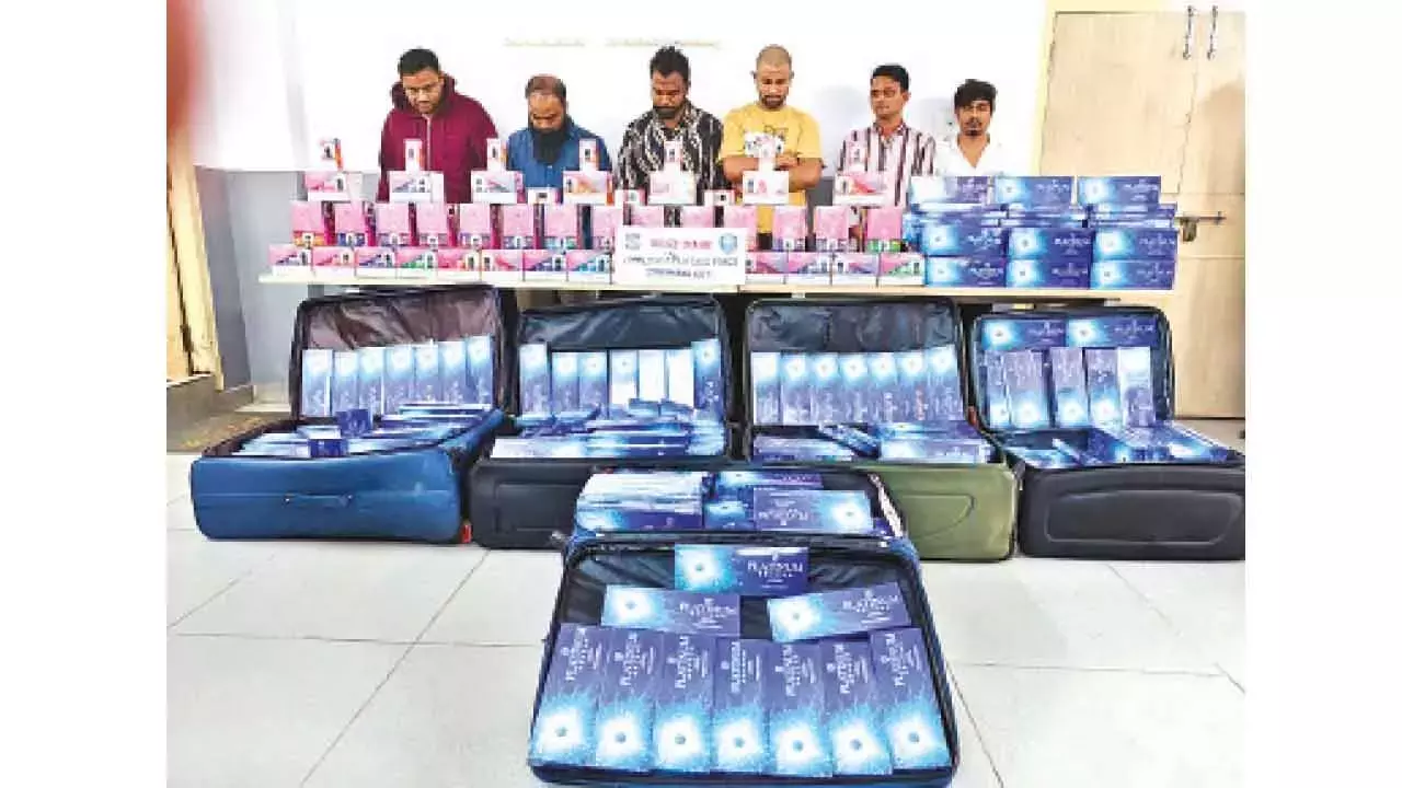 Police ने अंतरराज्यीय ई-सिगरेट तस्करी गिरोह का भंडाफोड़ किया