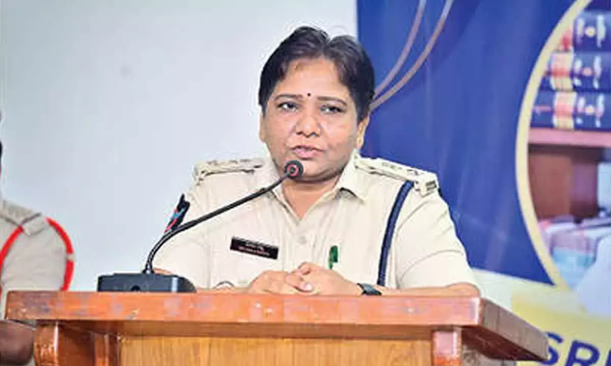 Andhra Pradesh : गणेश उत्सव समारोह के लिए सख्त दिशानिर्देश जारी Andhra Pradesh : गणेश उत्सव समारोह के लिए सख्त दिशानिर्देश जारी