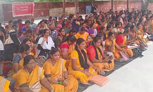 Raichur : आंगनवाड़ी कार्यकर्ताओं ने किया विरोध प्रदर्शन Raichur : आंगनवाड़ी कार्यकर्ताओं ने किया विरोध प्रदर्शन