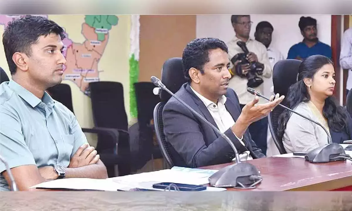 Andhra Pradesh : गणेश उत्सव के दौरान आध्यात्मिक वैभव सुनिश्चित करें Andhra Pradesh : गणेश उत्सव के दौरान आध्यात्मिक वैभव सुनिश्चित करें