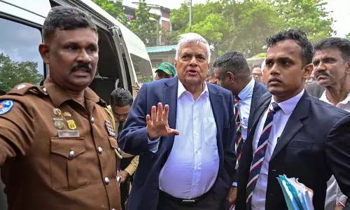 Sri Lankan के पूर्व राष्ट्रपति रानिल विक्रमसिंघे गिरफ्तार Sri Lankan के पूर्व राष्ट्रपति रानिल विक्रमसिंघे गिरफ्तार