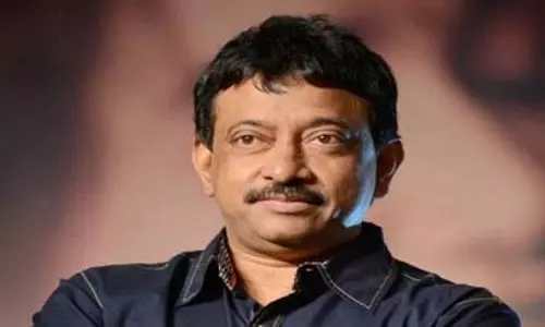 स्ट्रीट डॉग्स को लेकर सुप्रीम कोर्ट के फैसले पर राम गोपाल वर्मा ने उठाए सवाल