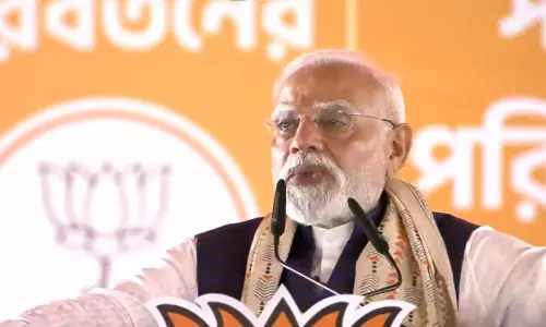 PM मोदी ने कोलकाता में किया जन संबोधन, देखें LIVE VIDEO...