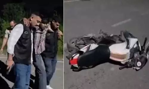 Faridabad पुलिस ने यूट्यूबर एल्विश यादव के घर पर फायरिंग करने वाले शूटर को गिरफ्तार किया Faridabad पुलिस ने यूट्यूबर एल्विश यादव के घर पर फायरिंग करने वाले शूटर को गिरफ्तार किया